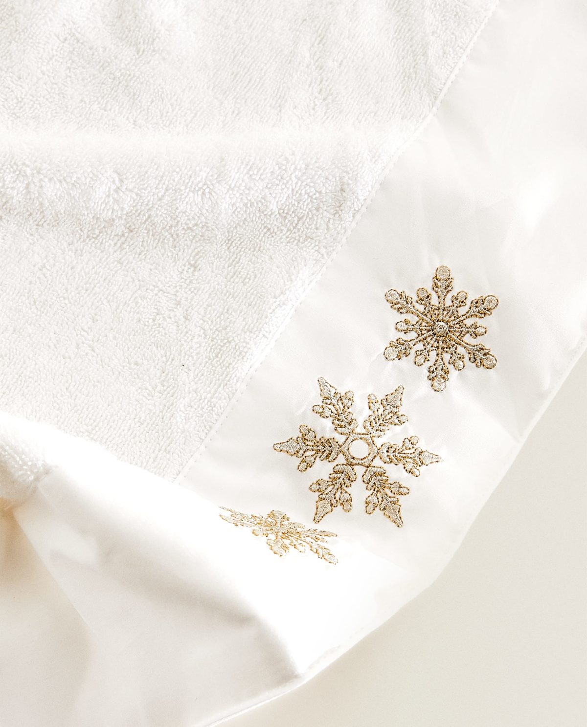 Serviette-de-bain-coton-carreaux-appliqués-Casablanca