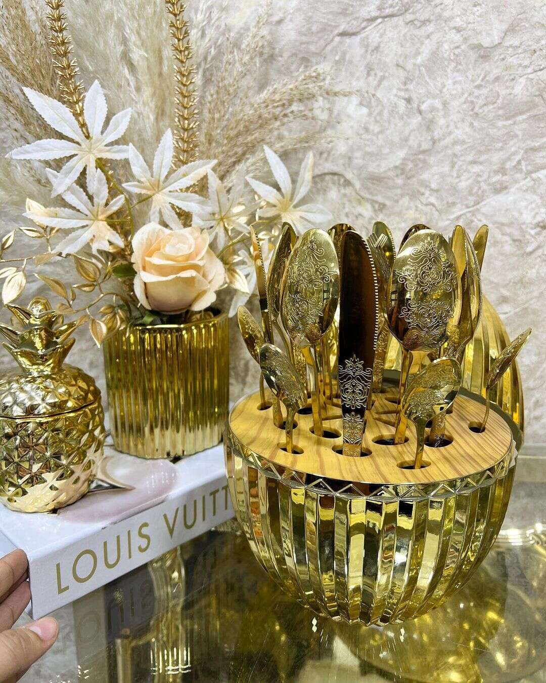 menagere-doree-24pcs-forme-oeuf-coucouMarket-Casablanca-Maroc