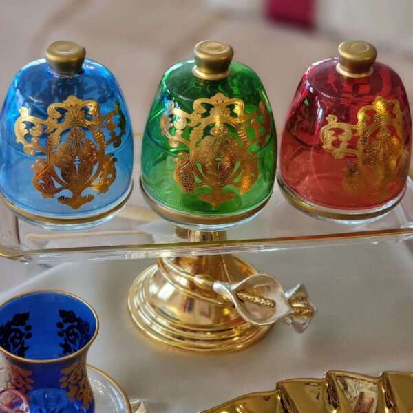 Cloche-colorée-royale-par-pièce-multi-couleurs-Casablanca-Maroc-coucouMarket