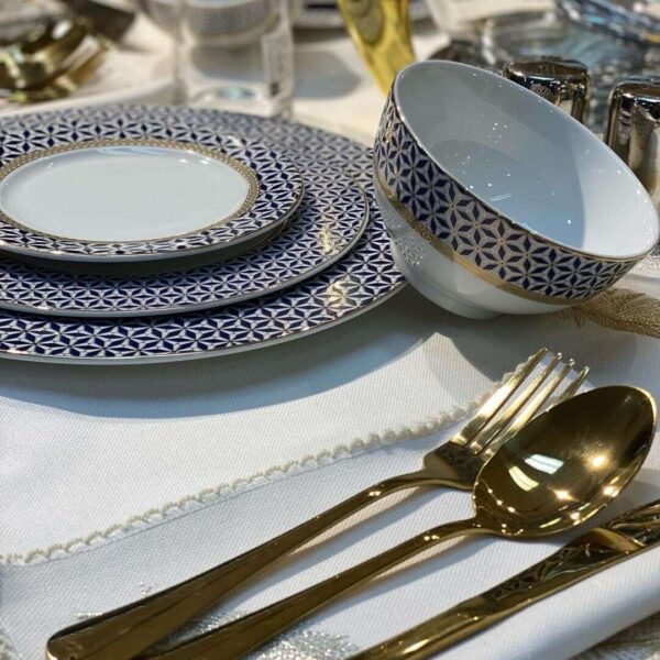 Service-porcelaine-Blueshire-de-24-pièces-Bleu-blanc-prix-Casablanca-Maroc-coucouMarket