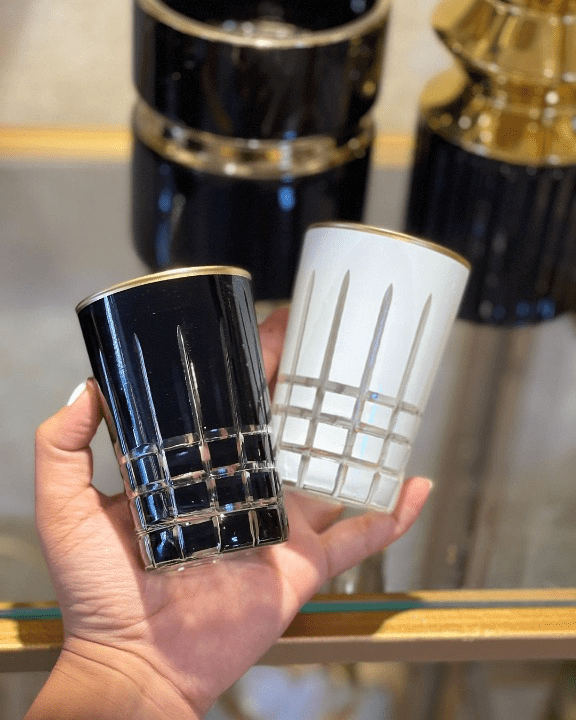 12-verres-à-thé-cristal-noir-blanc-marocain-coucouMarket-Casablanca-Maroc-Promo
