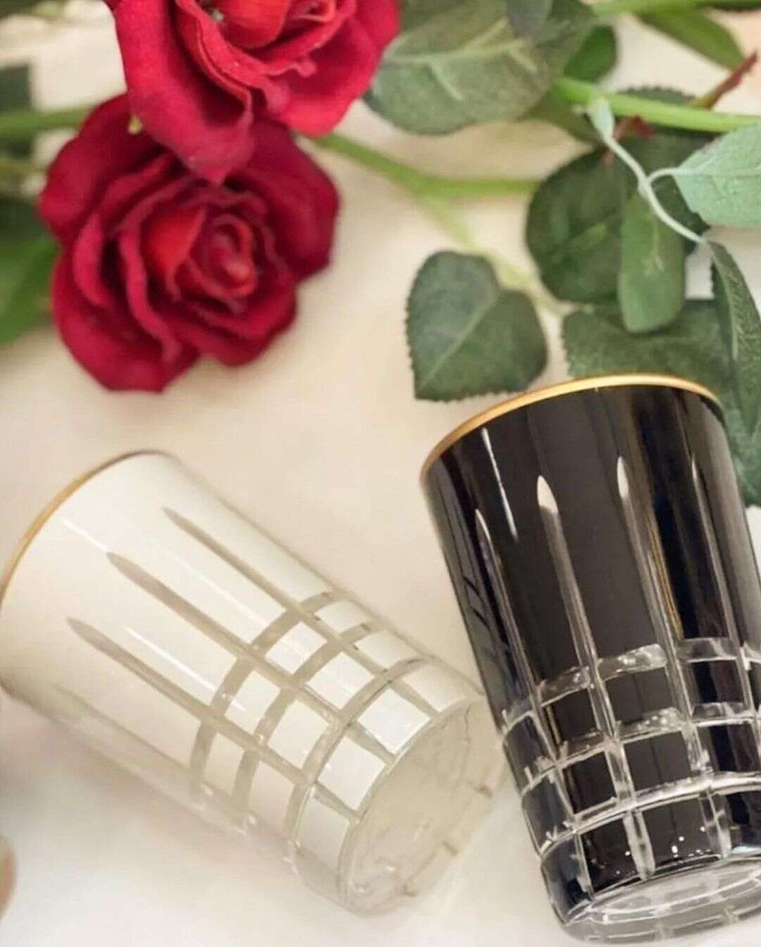12-verres-à-thé-cristal-noir-blanc-marocain-coucouMarket-Casablanca-Maroc-Promo