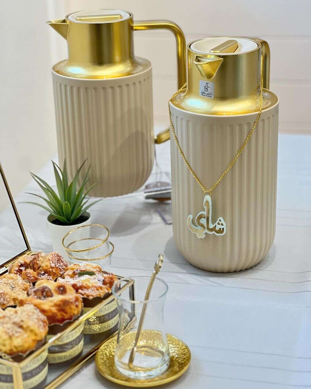 Ensemble-de-2-thermos-beige-sans-amiante- 0,5-L-et-1-Litre-prix-Casablanca-Maroc-coucouMarket