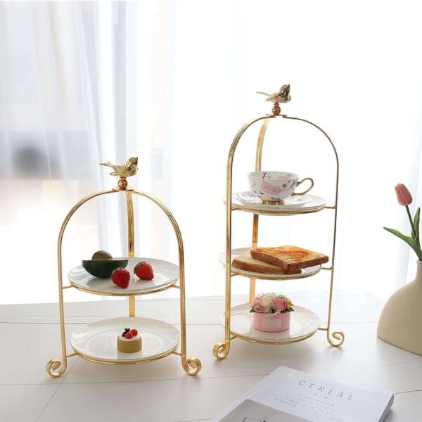 Présentoir-à-Gâteaux-à-plusieurs-niveaux-avec-assiettes-blanches-prix-promo-Casablanca-Maroc