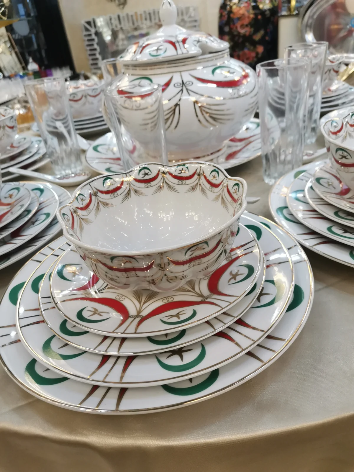 service-nejma-hlal-75-pieces-bols-saladiers-Casablanca-Maroc-coucoumarket