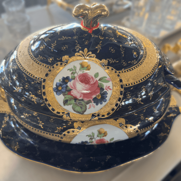 grande-soupiere-de-limoges-avec-plat-bleu-prix-Casablanca-Maroc-coucouMarket