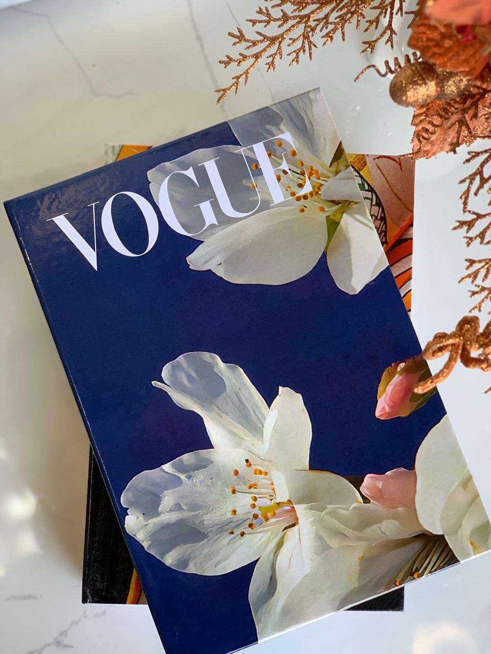 faux-livres-de-luxe-Vogue-prix-Casablanca-Maroc-coucouMarket