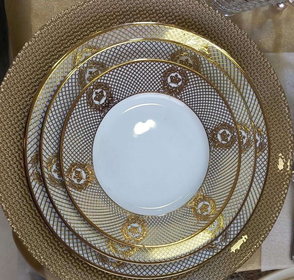 Service d'assiettes royales dorées de 36 Pièces-Prix-Casablanca-Maroc-coucouMarket