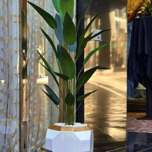 grand-plante-artificielle-strelitzia-avec-pot-blanc-prix-Casablanca-Maroc-coucouMarket