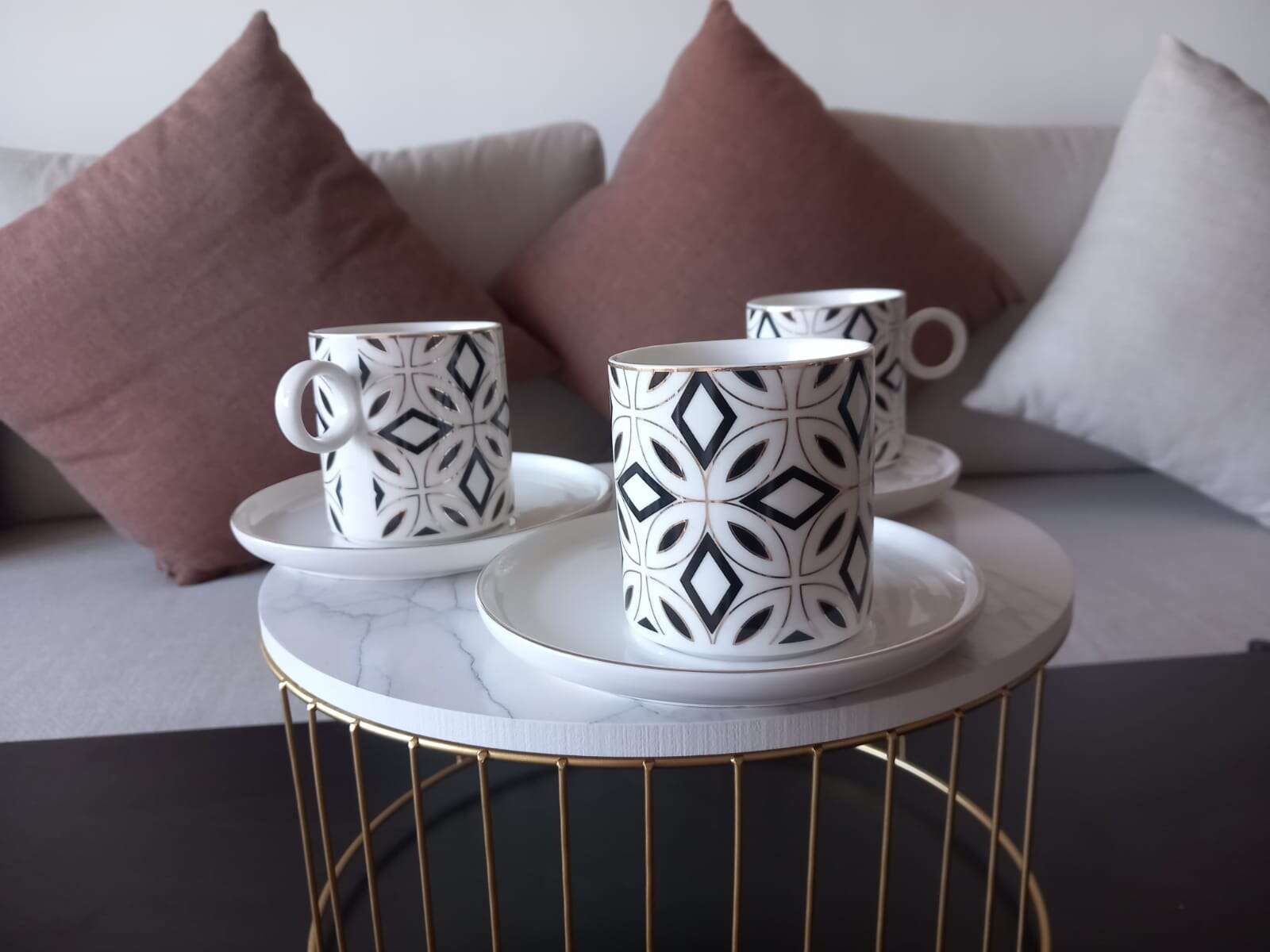 ensemble-de-6-tasses-a-cafe-expresso-motifs-geometriques-prix-Casablanca-Maroc-coucouMarket