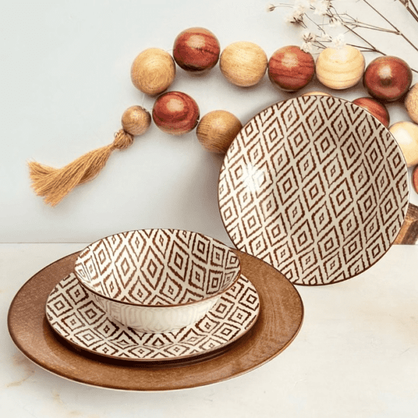 service-de-table-en-Marron-et-blanc-de-24-pieces-pour-6-personnes-prix-Casablanca-Maroc-coucouMarket