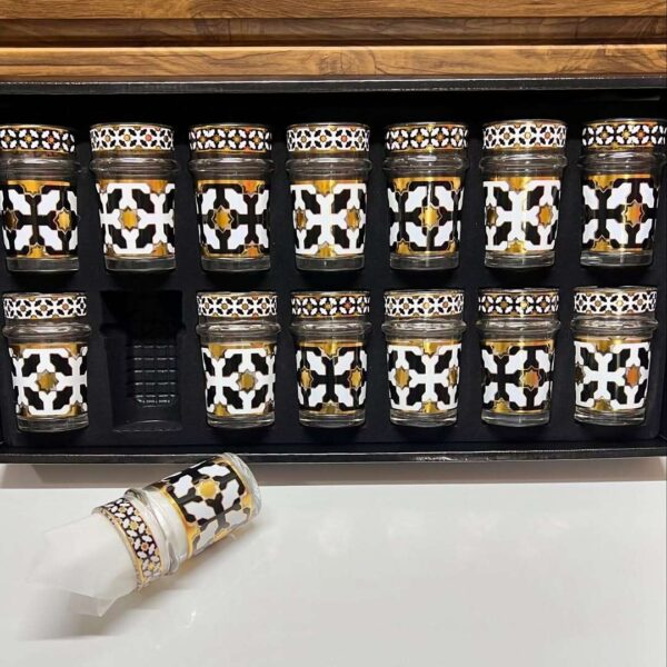 12-verres-a-the-traditionnels-zalija-prix-Casablanca-Maroc-coucouMarket