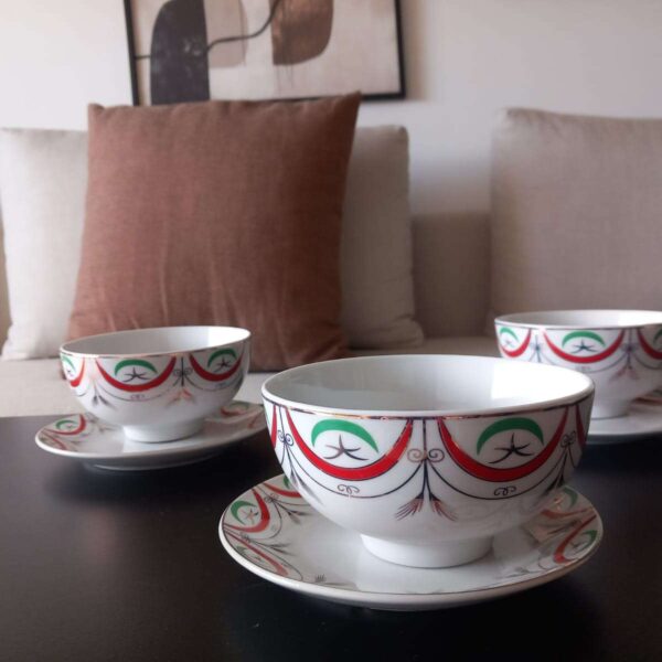 Bol-Nejma-&-hlal-avec-assiette-par-unité-prix-Casablanca-Maroc-coucouMarket