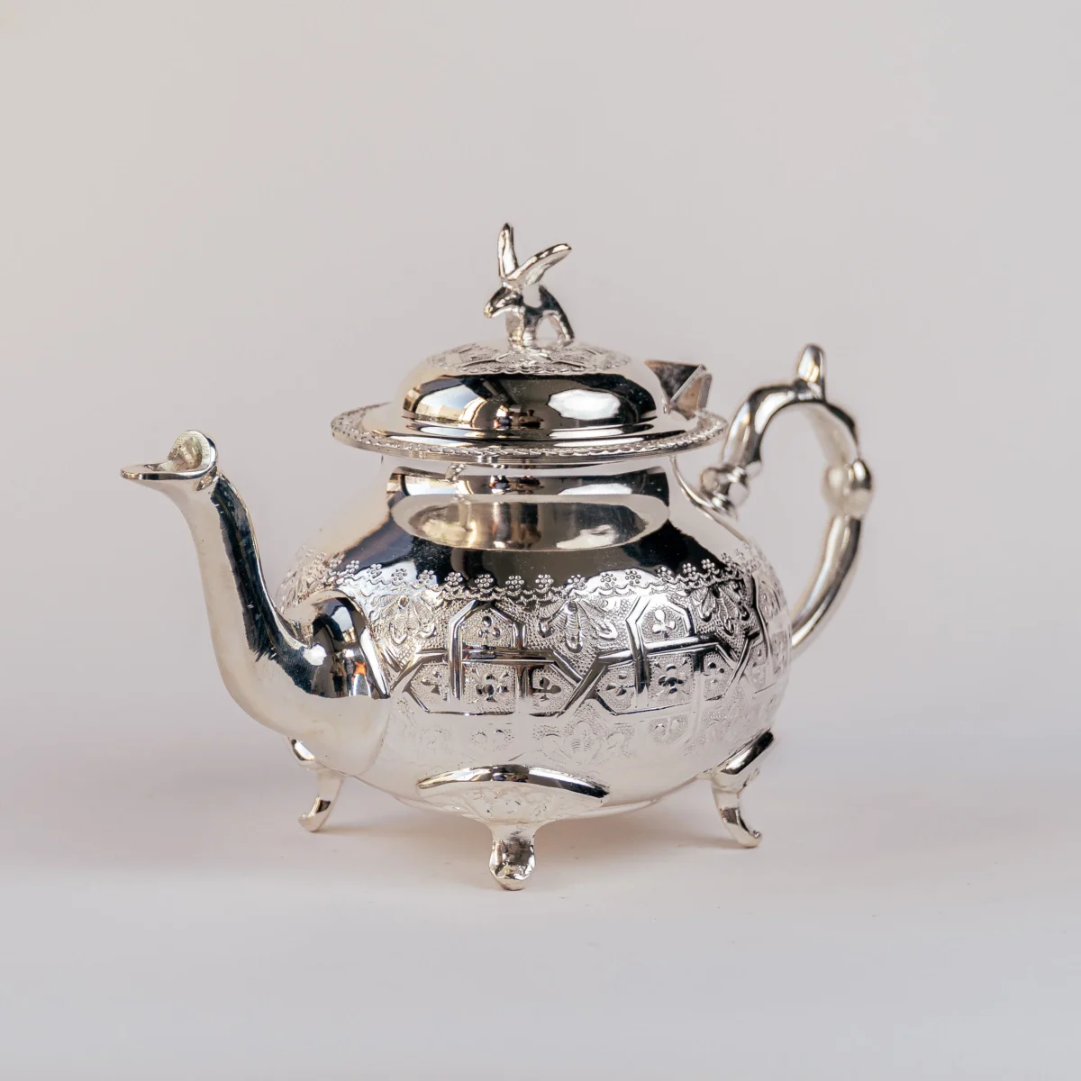 theiere-manchester-de-fes-en-cuivre-argente-Prix-Casablanca-Maroc-coucouMarket