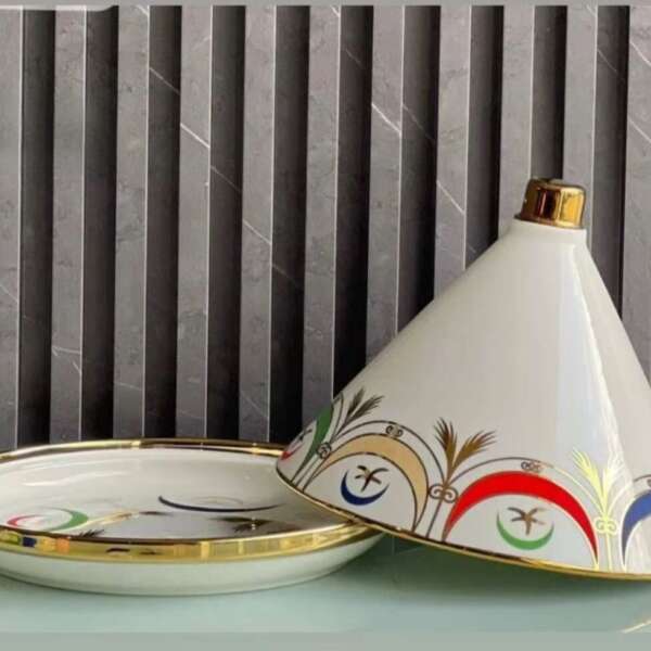 Tajine-en-Céramique-Colorée-par-Unité-Collection-Nejma-&-Hlal-Prix-Casablanca-Maroc-coucouMarket