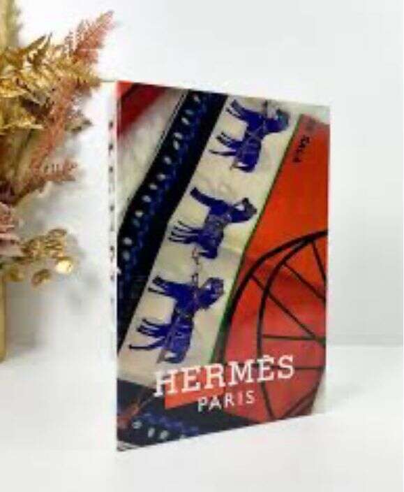faux-livre-de-luxe-hermes-paris-prix-Marocain-Casablanca-Maroc-coucouMarket