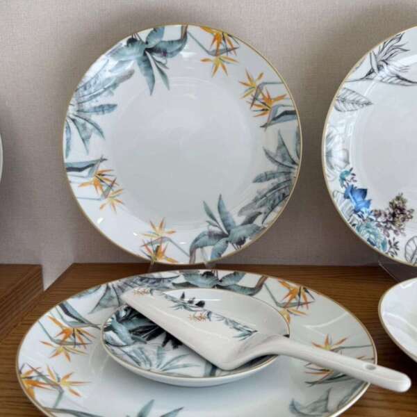 Set-à-Gâteau-8-Pièces-Jungle-avec-Bordure-Dorée-prix-Casablanca-Maroc-coucouMarket