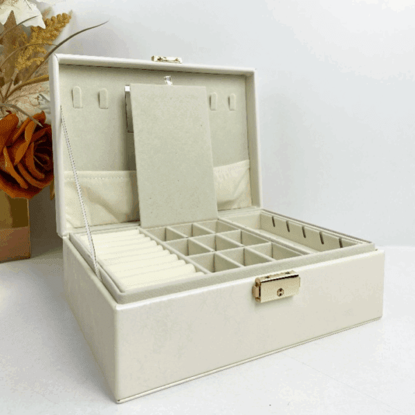 Coffret-à-Bijoux-de-Luxe-en-Blanc-casse-prix-Casablanca-Maroc-coucouMarket-Fes-Rabat