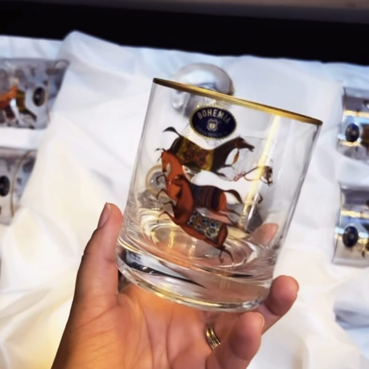 Carafe-avec-6-verres-en-Cristal-Hermès-prix-Casablanca-Maroc-coucouMarket