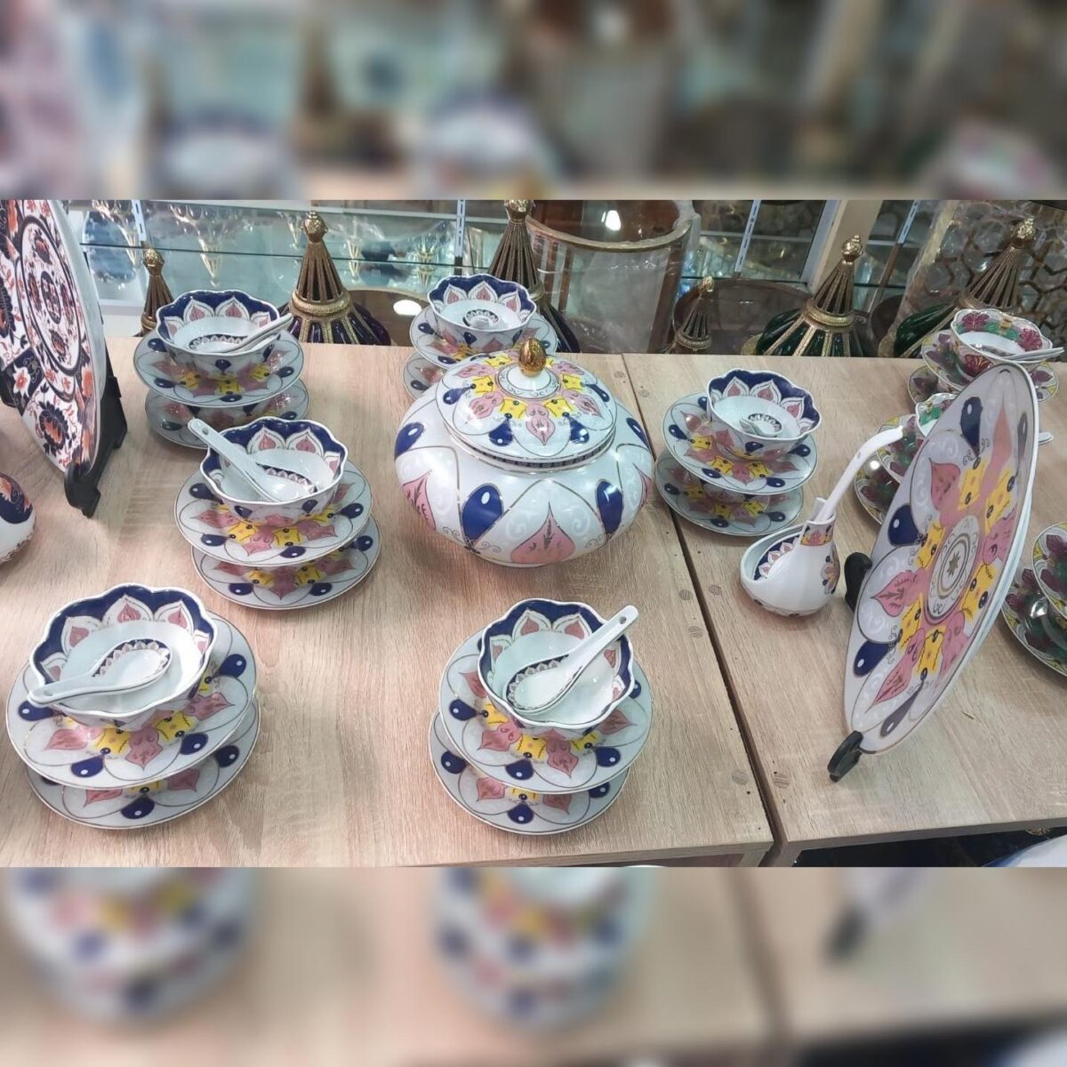 Service-de-Table-41-Pièces-Fleur-de-Lotus-pour-12-Personnes-Prix-Casablanca-Maroc-coucouMarket-Fès-Rabat