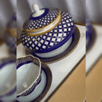 Service-de-table-LUXE-SULTAN-de-51-pièces-Motif-Bleu-et-Doré-prix-Casablanca-Maroc-coucouMarket-Fes-Rabat