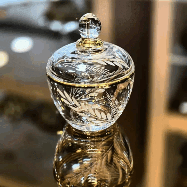 Sucrier-ou-Bonbonnière-en-Cristal-Gravé-avec-Couvercle-Doré-Prix-Casablanca-Maroc-coucouMarket-Fès-Rabat