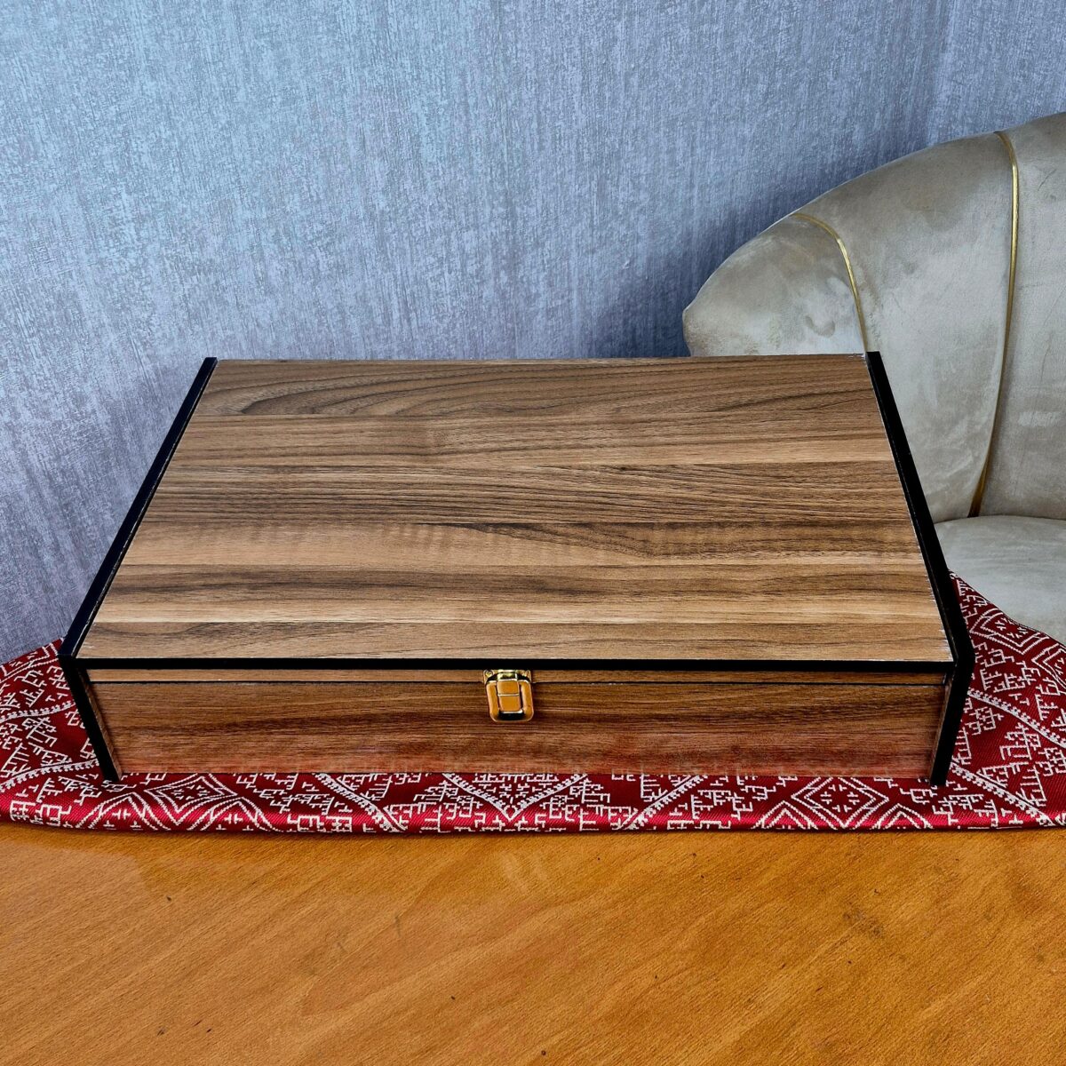 valise-menagere-royal-de-75-pieces-en-inox-18-10-doree-PRIX-promo-casablanca-maroc-coucouMarket-Rabat-Fes-Marrakech-Tanger