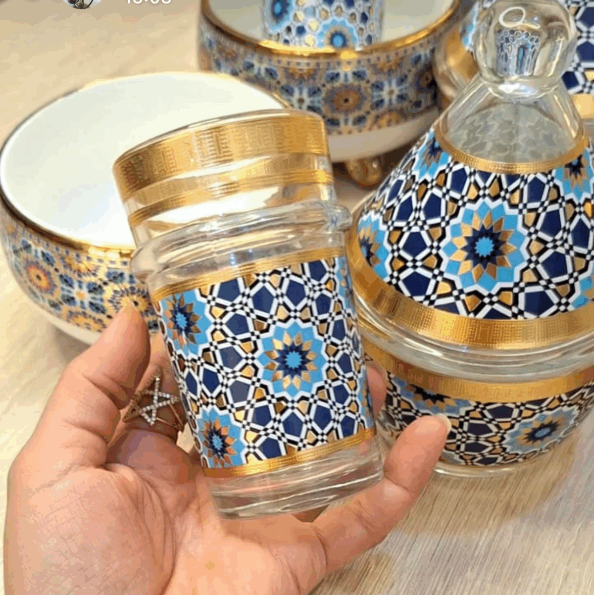 12-Verres-à thé-traditionnels-Motif-Zellige-Royal-PRIX-promo-casablanca-maroc-coucouMarket-Rabat-Fes-Marrakech-Tanger