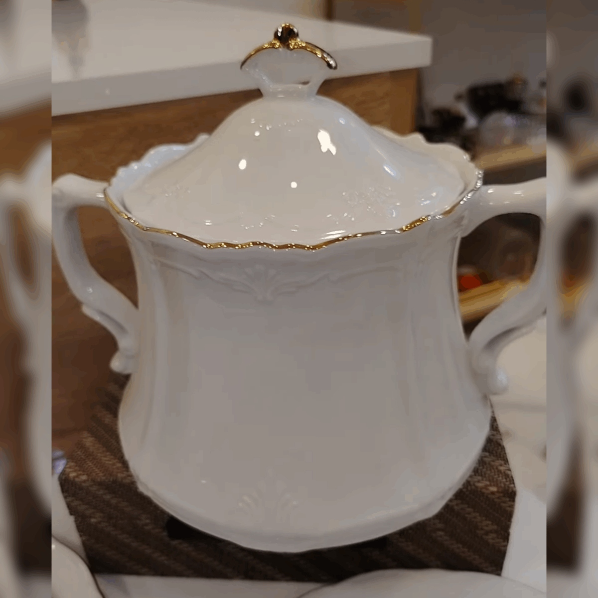 Service-de-Table-Festonné-en-Gold-74-Pièces-PRIX-promo-casablanca-maroc-coucouMarket-Rabat-Fes-Marrakech-Tanger