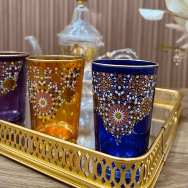 set-de-12-verres-a-the-en-motif-tourat-marocain-multi-couleurs-PRIX-promo-casablanca-maroc-coucouMarket-Rabat-Fes-Marrakech-Tanger